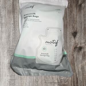 Motif breast milk storage bags 100 count